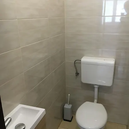 Appartamento Amina Apartman Siófok