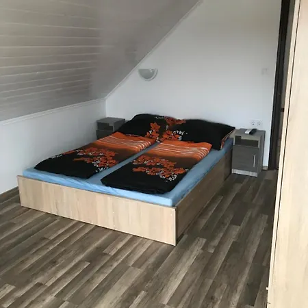 Amina Apartman Appartamento Siófok