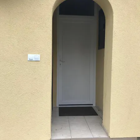 Amina Apartman Appartamento Siófok