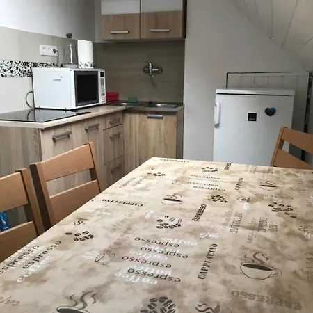Amina Apartman Appartamento *